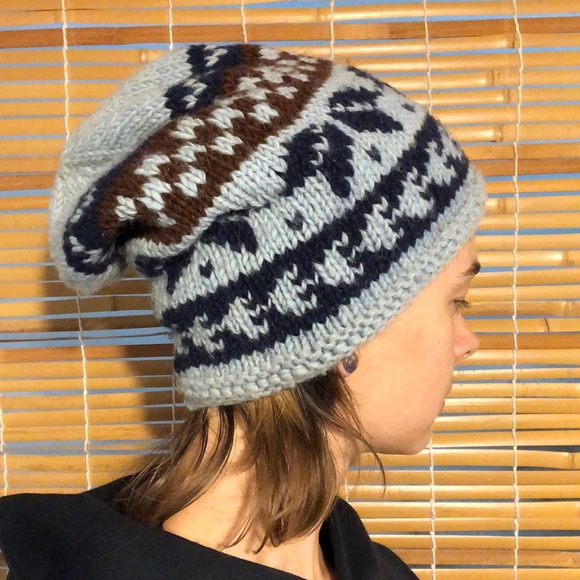 100% Wool Beanie, Beautiful Blue & Brown Design - Picture 5 of 5